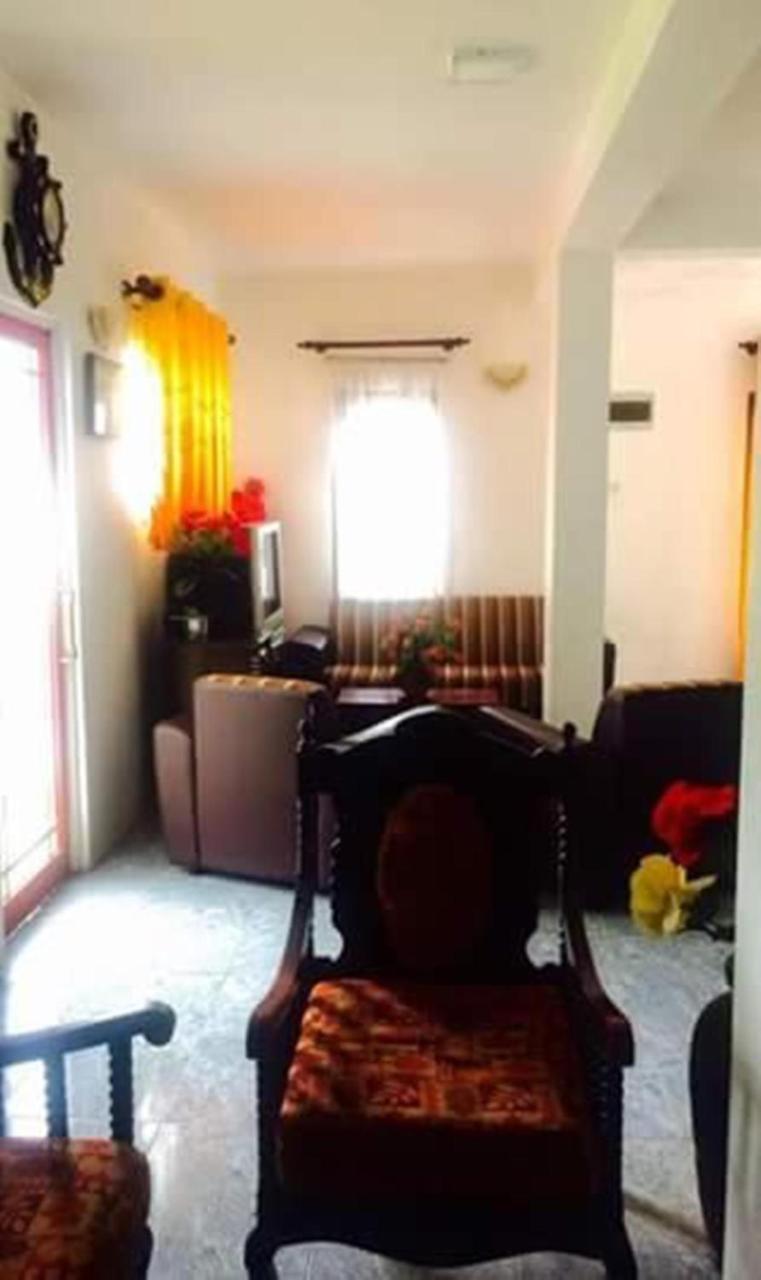 נוארה אליה Yoho Oneeli Villa מראה חיצוני תמונה